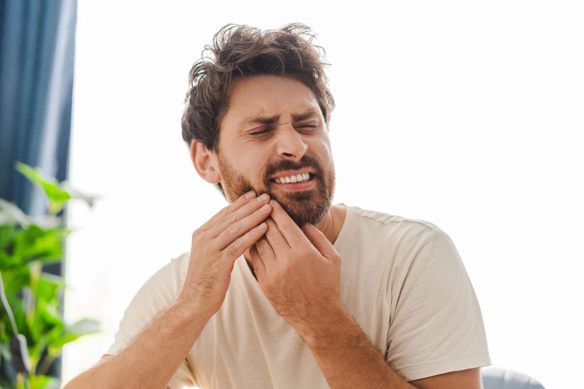 Emergency Dentistry in Back of the Hill